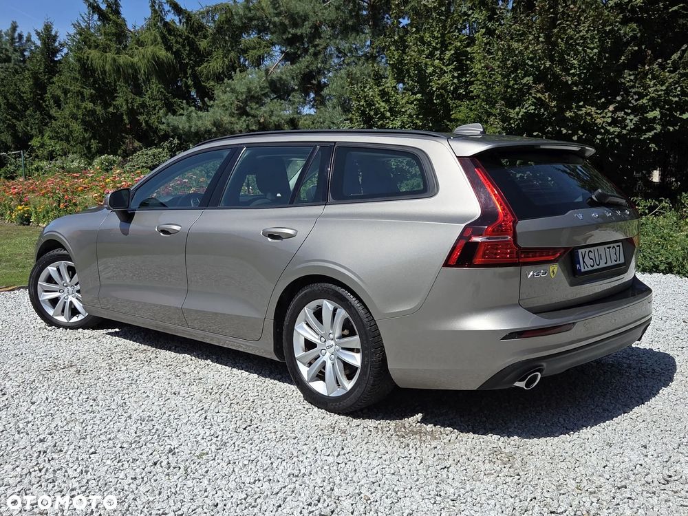Volvo V60 D4 Geartronic Momentum - 3