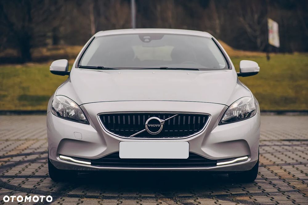 Volvo V40 D2 Drive-E Momentum - 5
