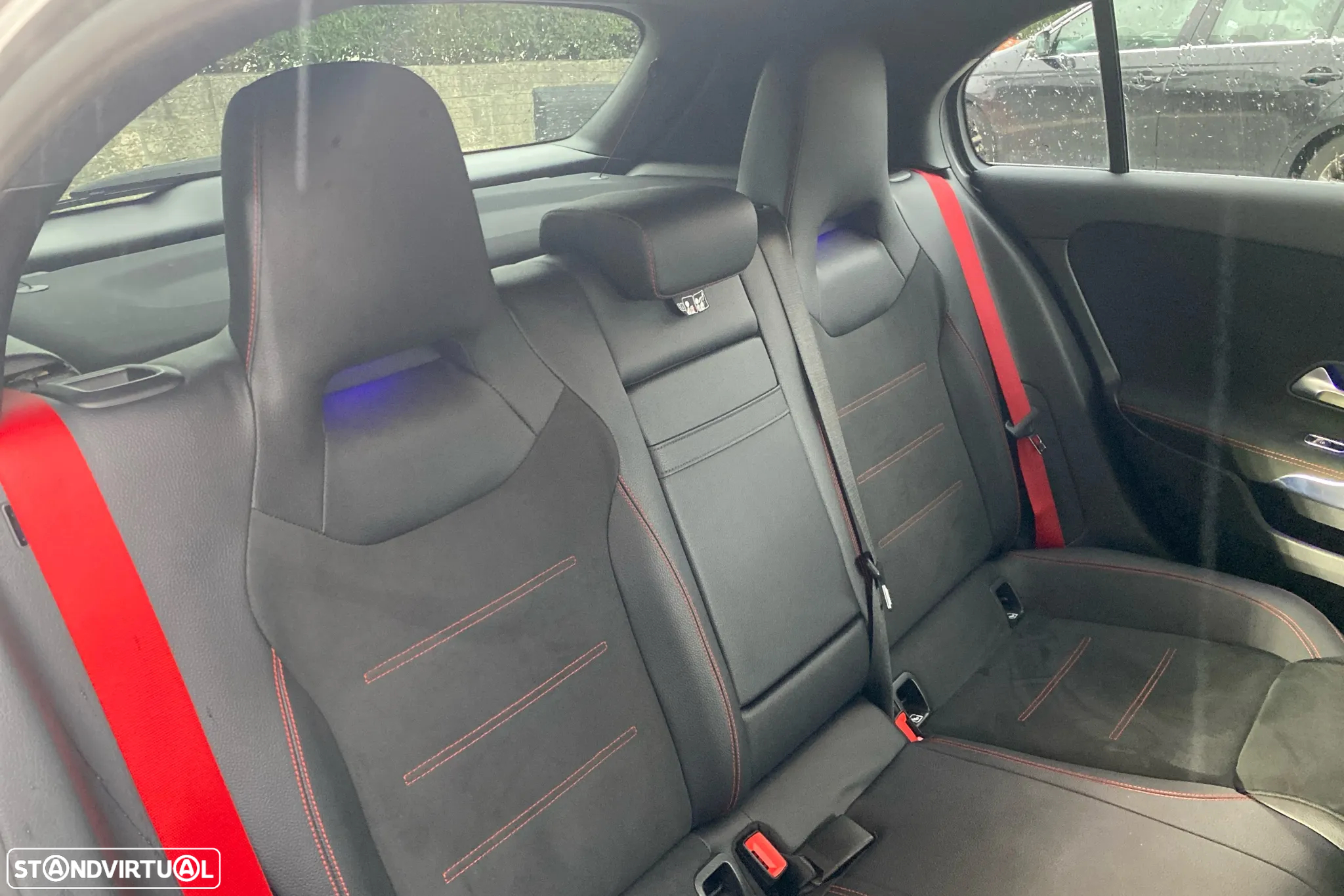 Mercedes-Benz A 35 AMG 4Matic - 9
