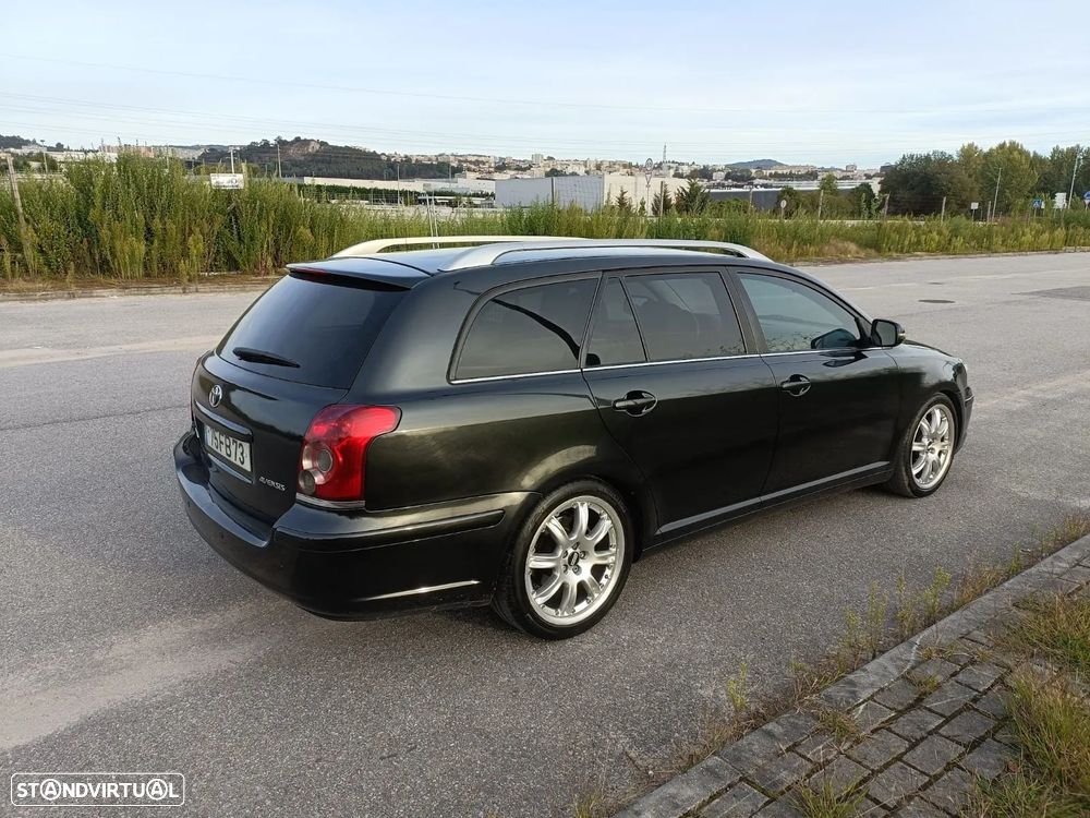 Toyota Avensis SW 2.0 D-4D Sol+GPS - 4