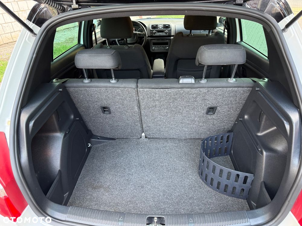 Skoda Fabia 1.4 TSI DSG RS - 13