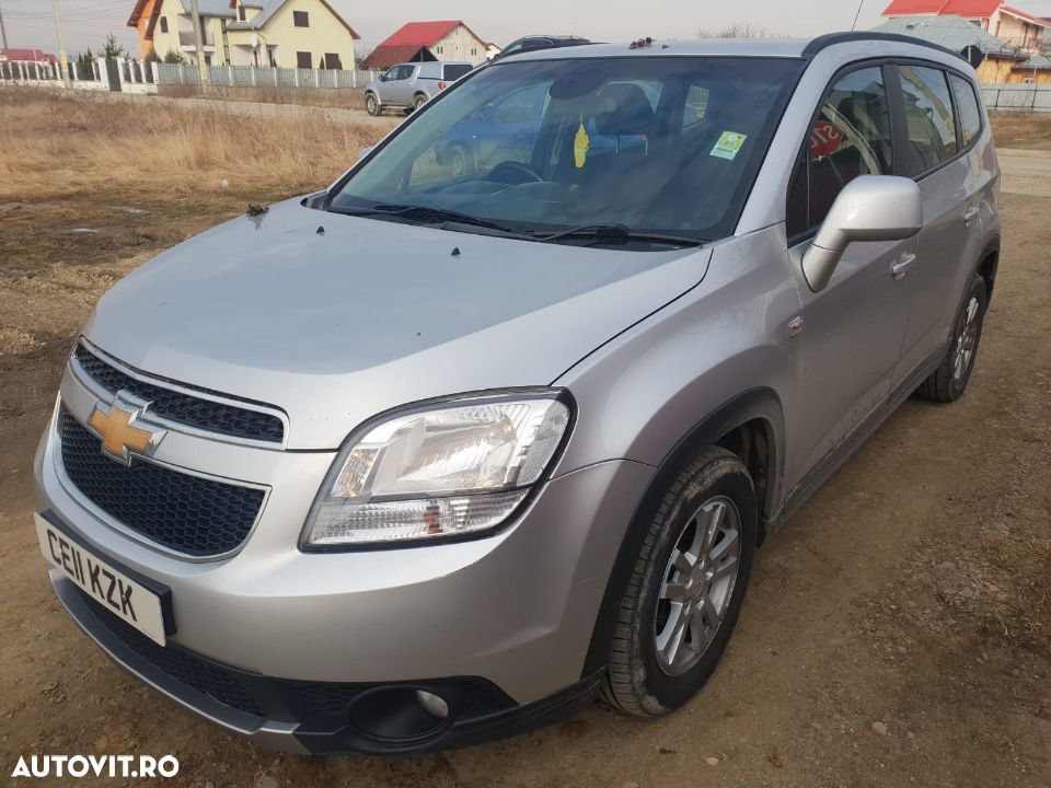 dezmembrez Chevrolet Orlando 2011 motor 2.0d 96kw 131cp LNP 7 locuri scaune jante r17 usa portiera bara fata spate stanga dreapta piese dezmembrari aripa fuzeta - 4