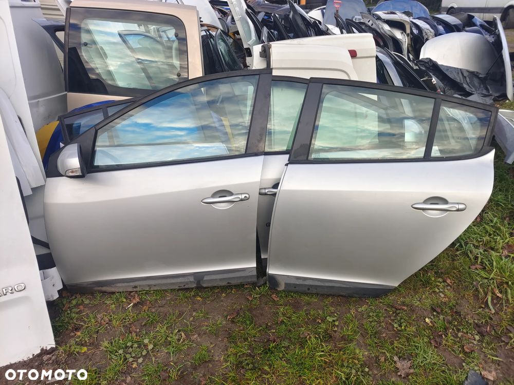 RENAULT MEGANE III 08-13 MASKA POKRYWA SILNIKA - 9