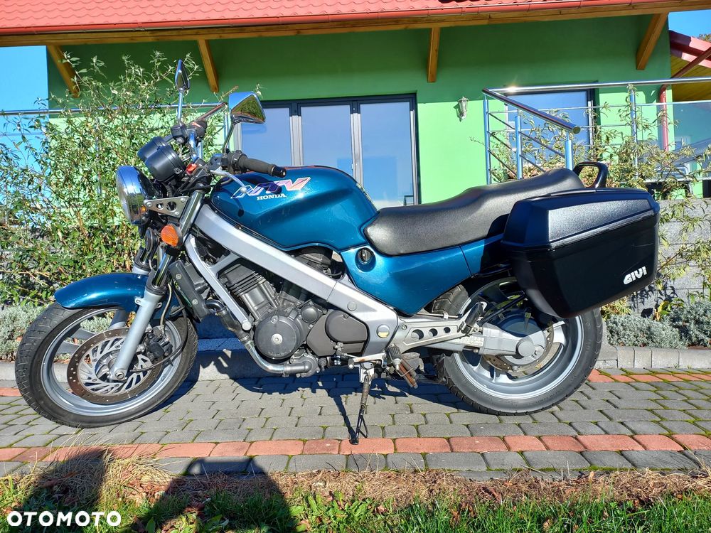 Honda NTV - 1