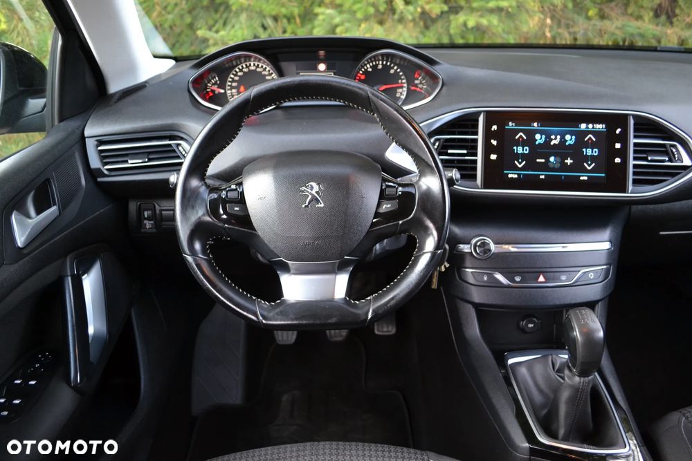 Peugeot 308 - 14