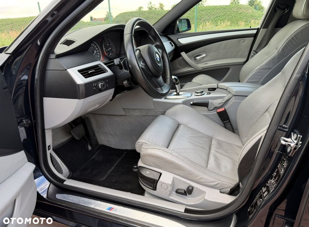 BMW Seria 5 - 12