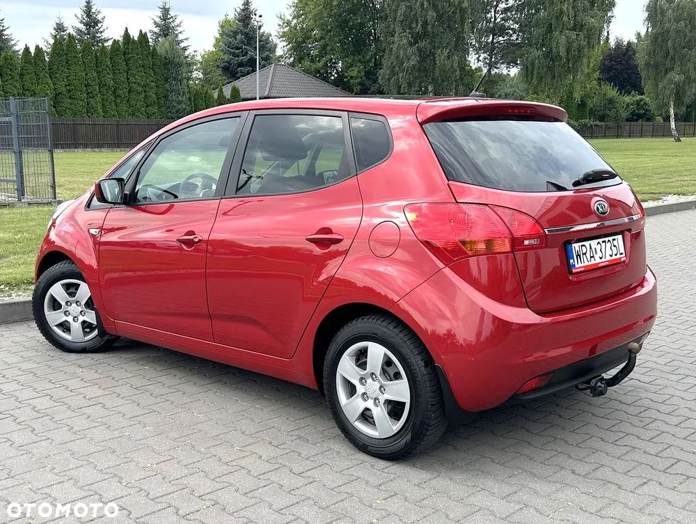 Kia Venga - 17