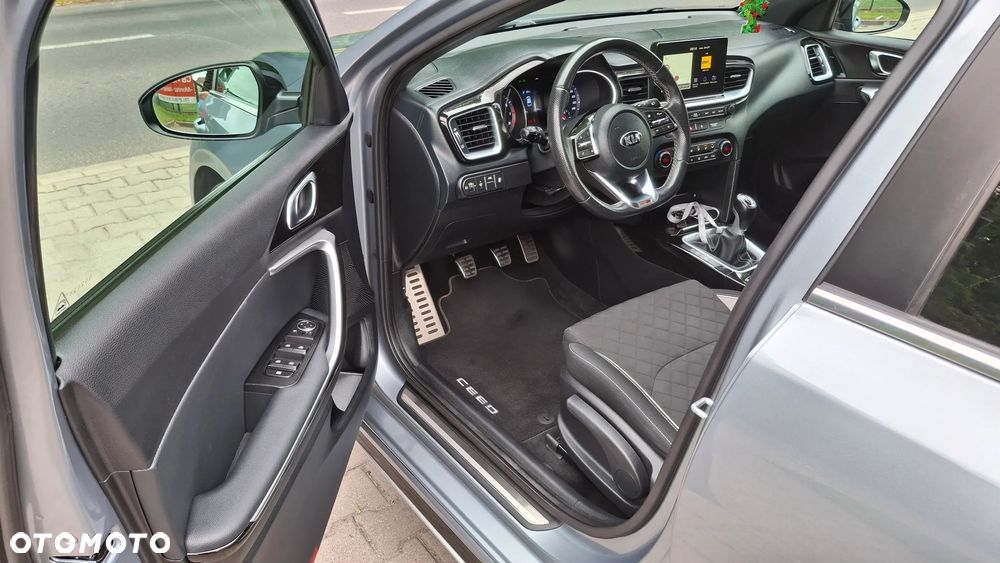 Kia Ceed 1.0 T-GDI ISG GT Line - 20