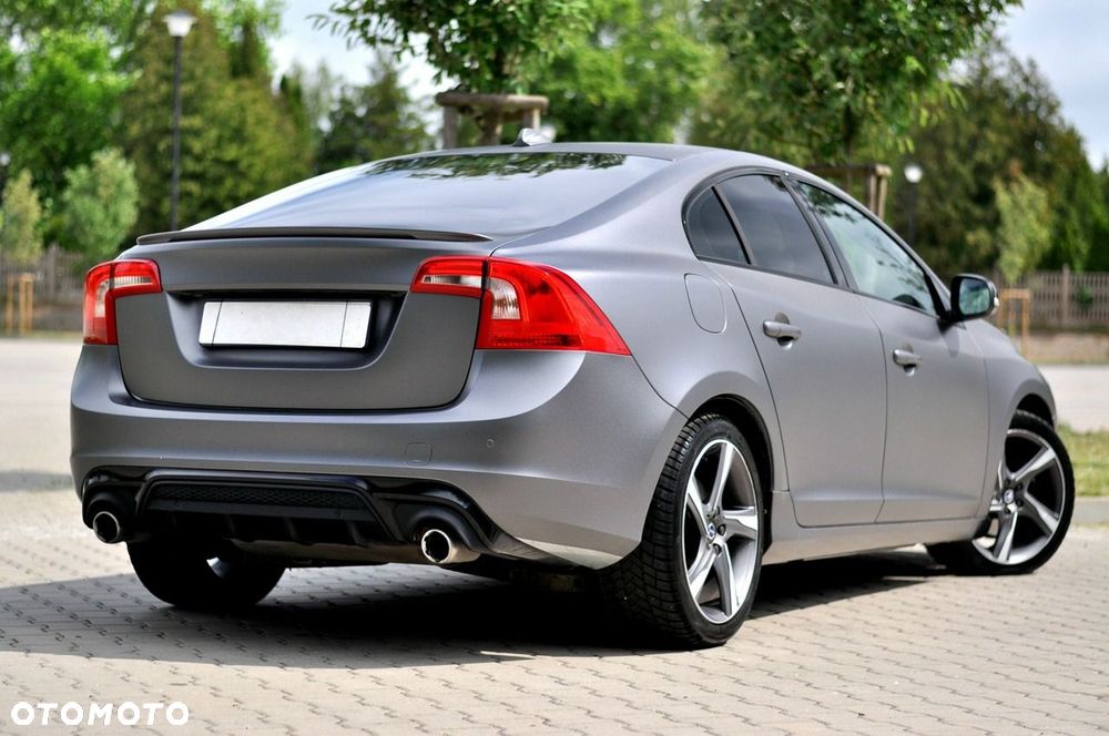 Volvo S60 D3 Drive-E R-Design Momentum - 4