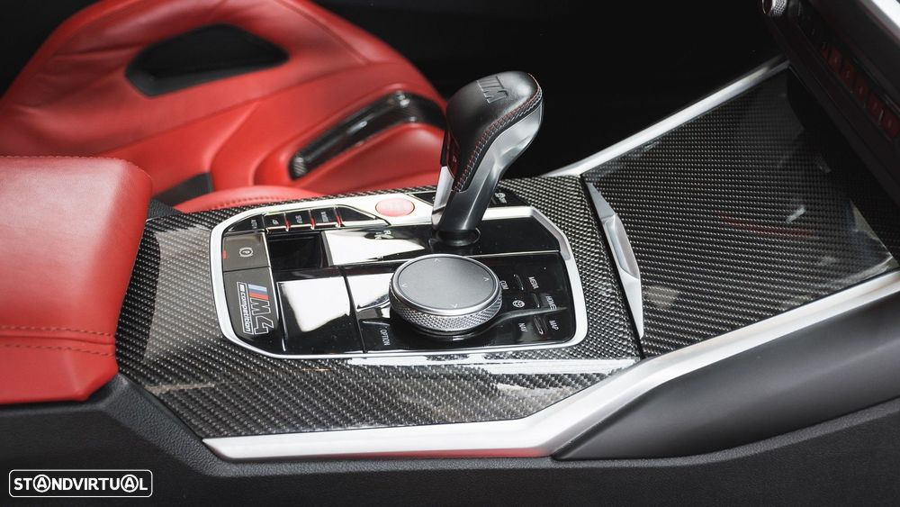 BMW M4 Competition Pack 50 anos M - 40