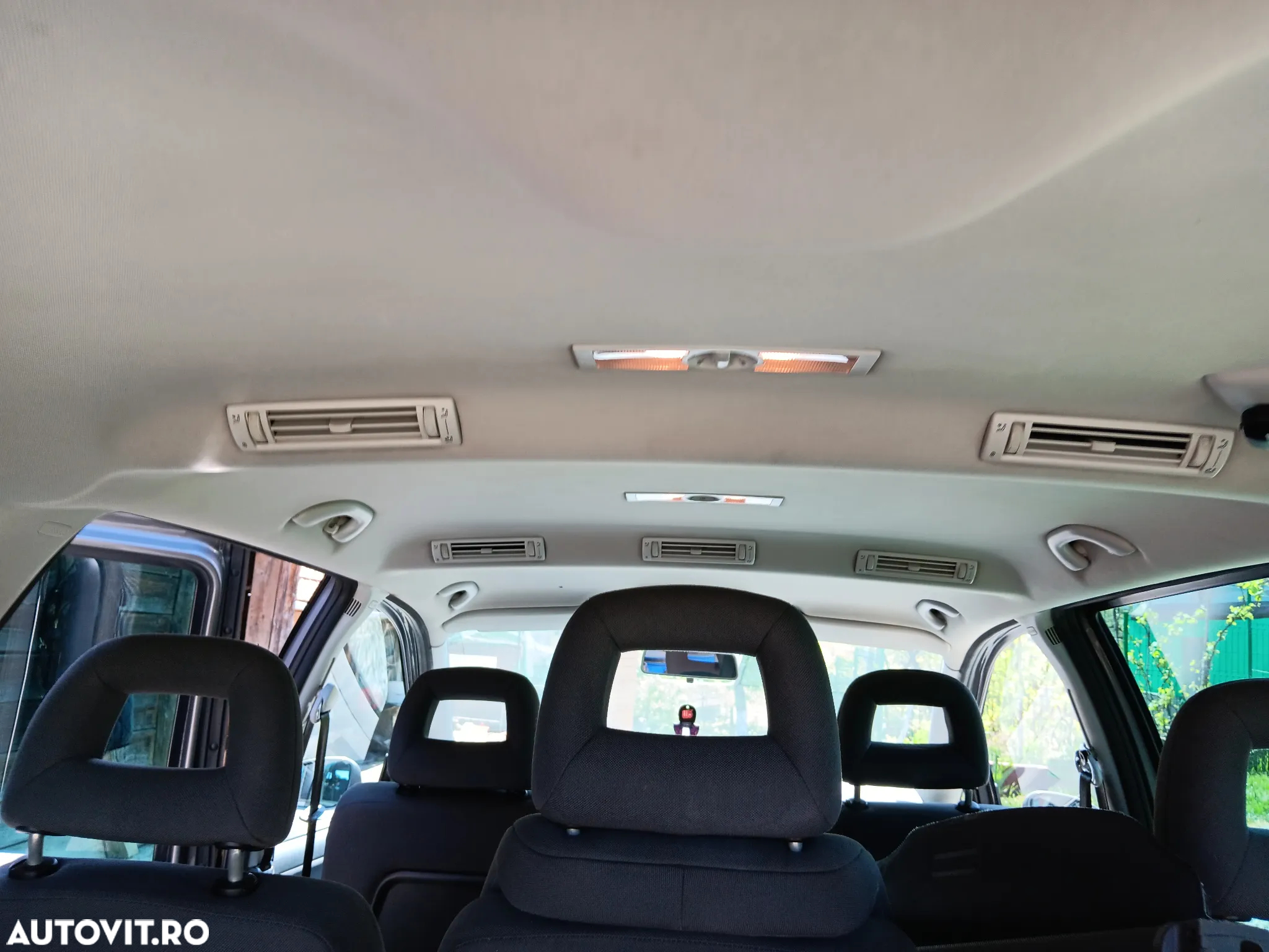 Volkswagen Sharan 2.0 TDI Comfortline - 25