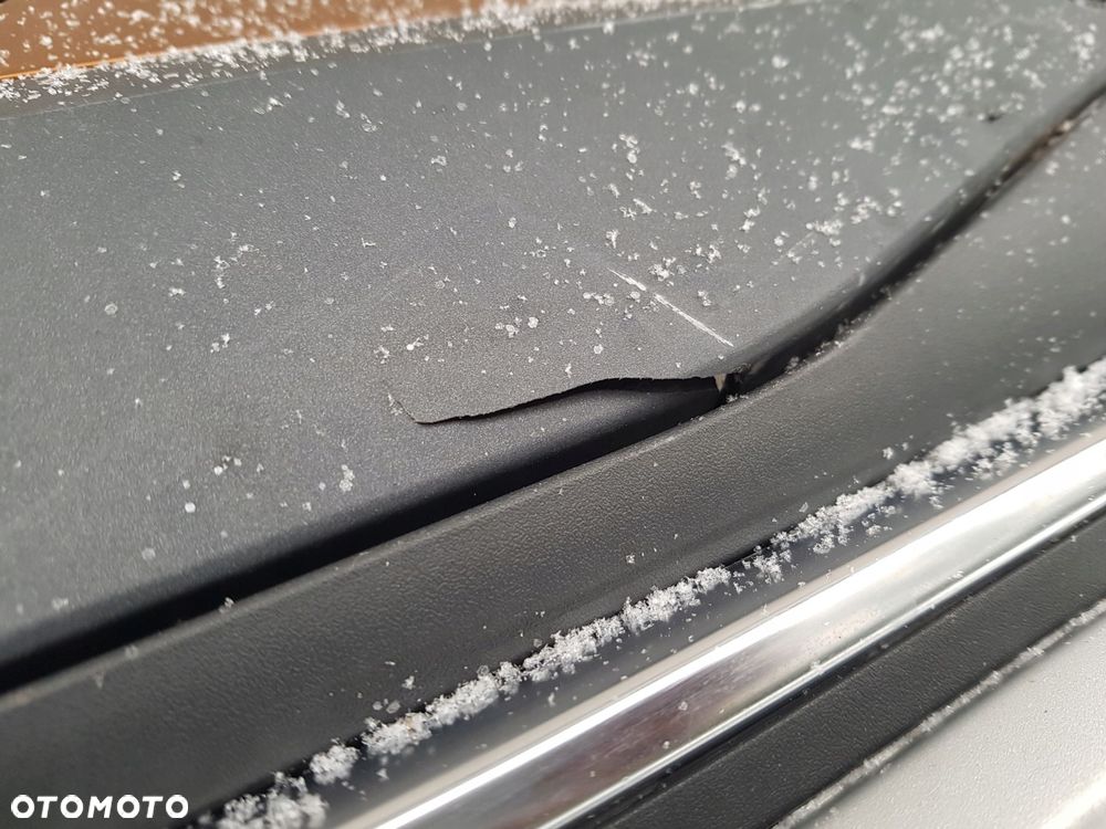 audi a4 b9 lift allroad zderzak tył spoiler 8w9807511aj - 9