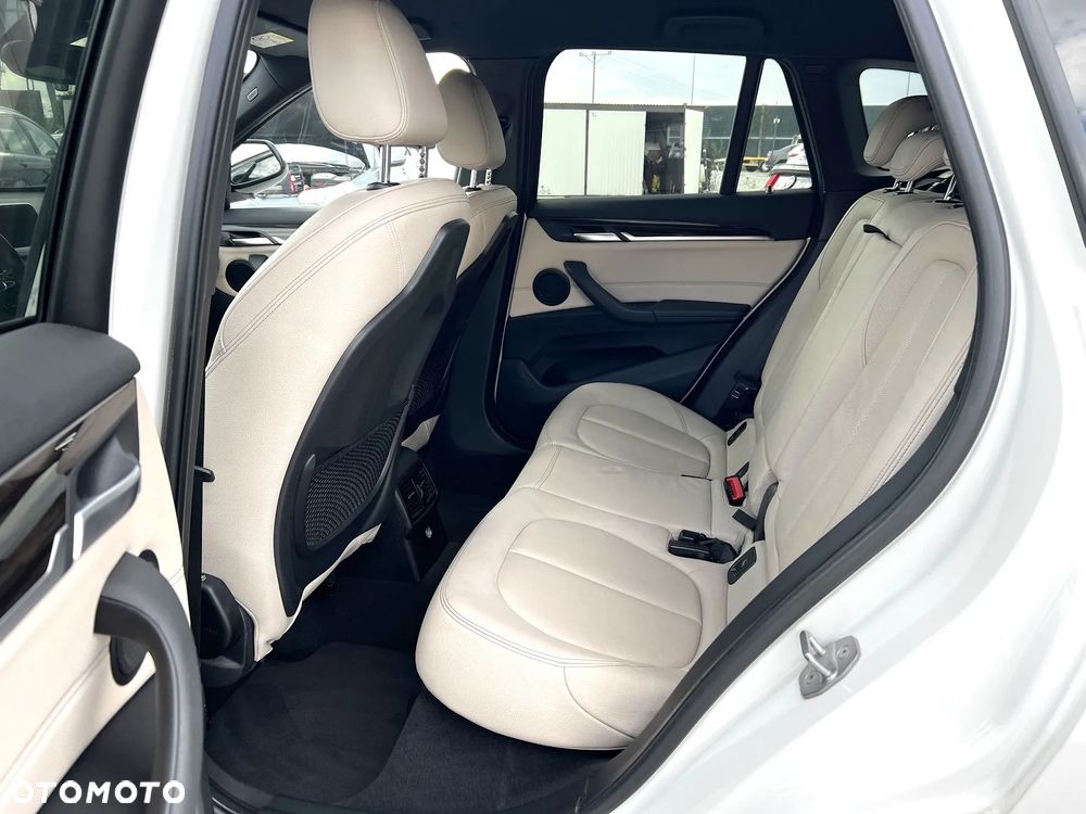 BMW X1 xDrive25d M Sport - 10
