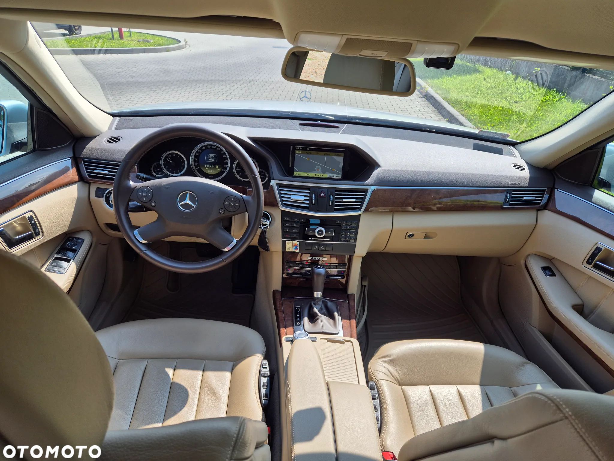 Mercedes-Benz Klasa E 250 CDI 4-Matic BlueEff Avantgarde - 6