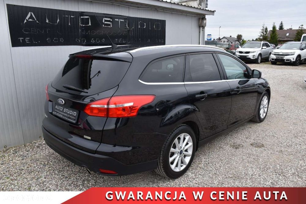 Ford Focus Turnier 1.5 EcoBoost Start-Stopp-System Titanium - 3