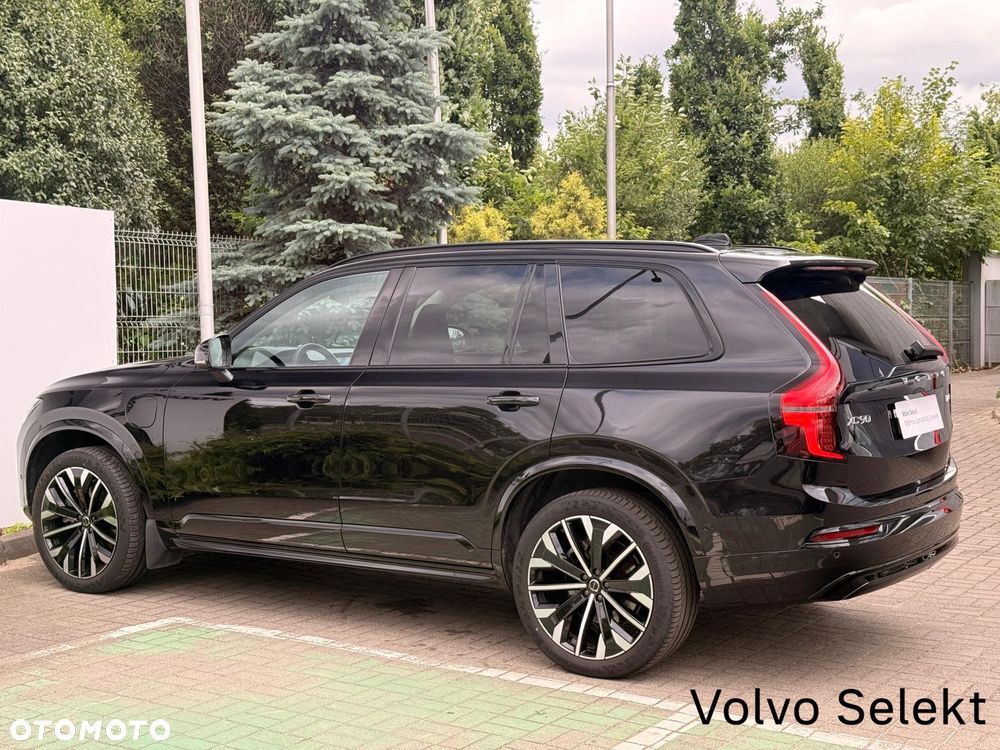 Volvo XC 90 - 8