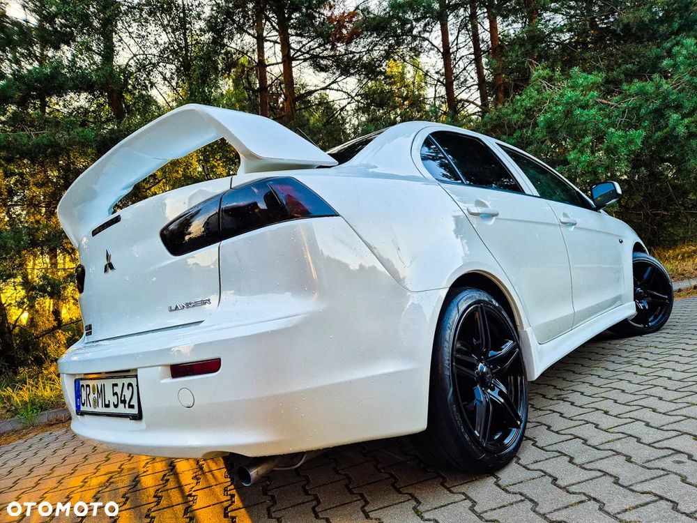 Mitsubishi Lancer 1.6 Invite - 9