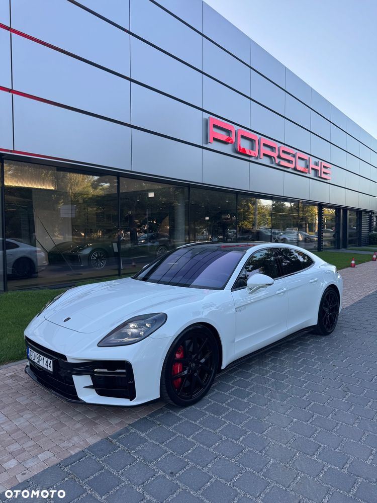 Porsche Panamera Turbo E-Hybrid PHEV - 1