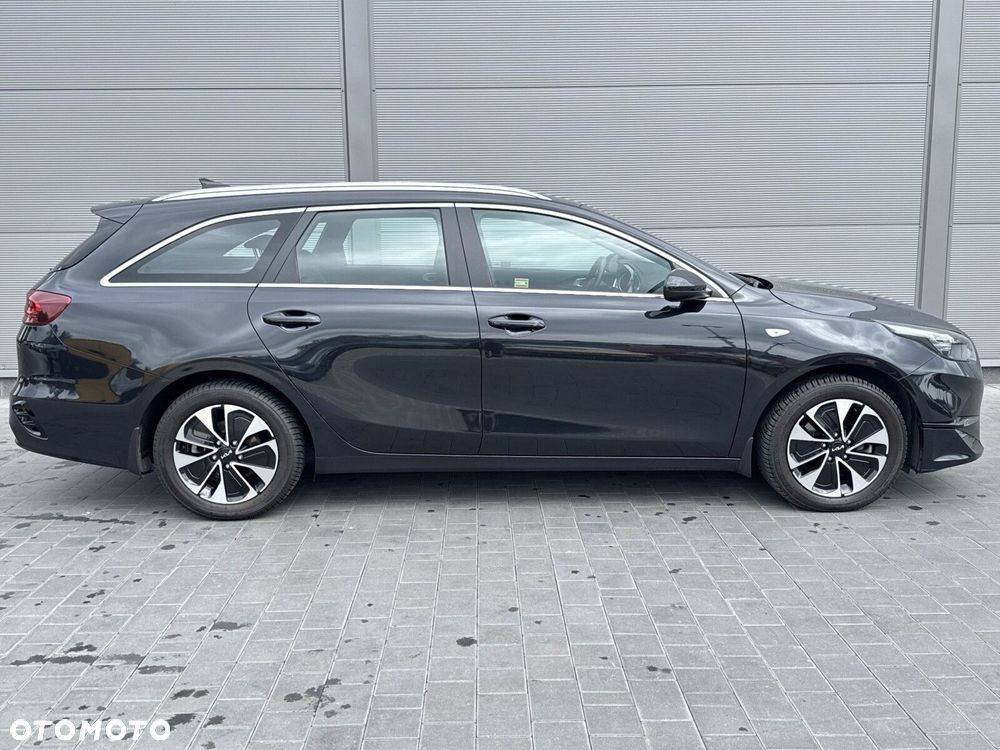 Kia Ceed 1.5 T-GDI M - 11