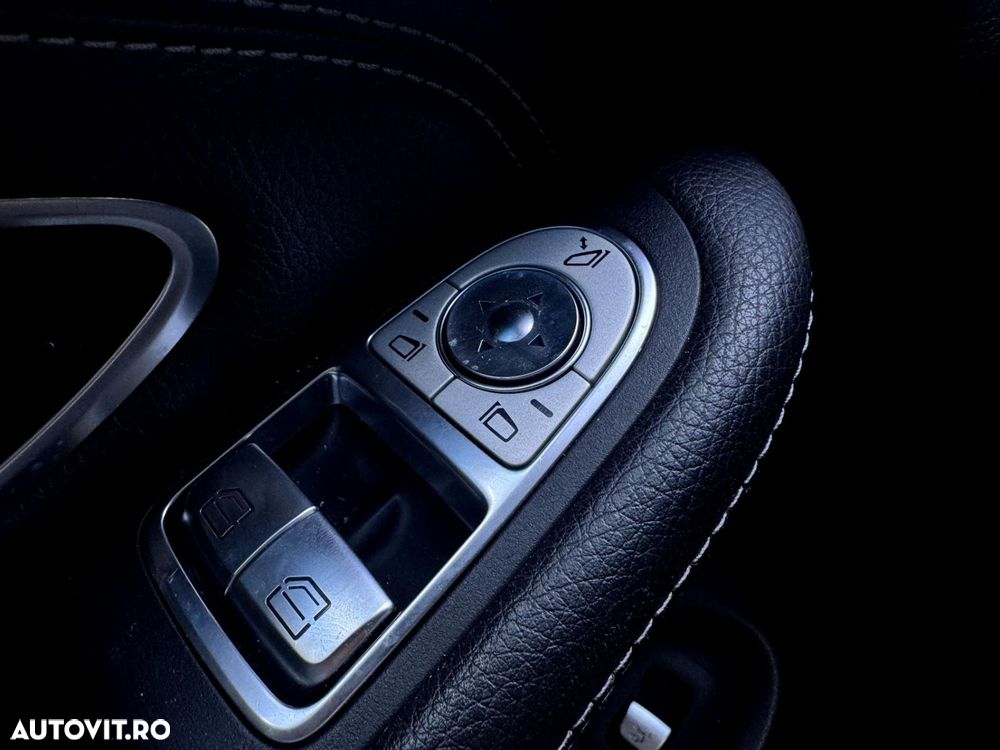 Mercedes-Benz C - 19