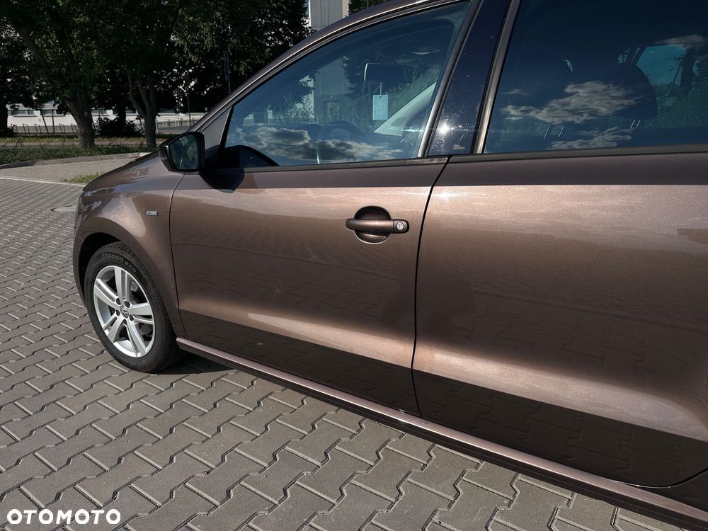 Volkswagen Polo 1.4 FSI Trendline - 12
