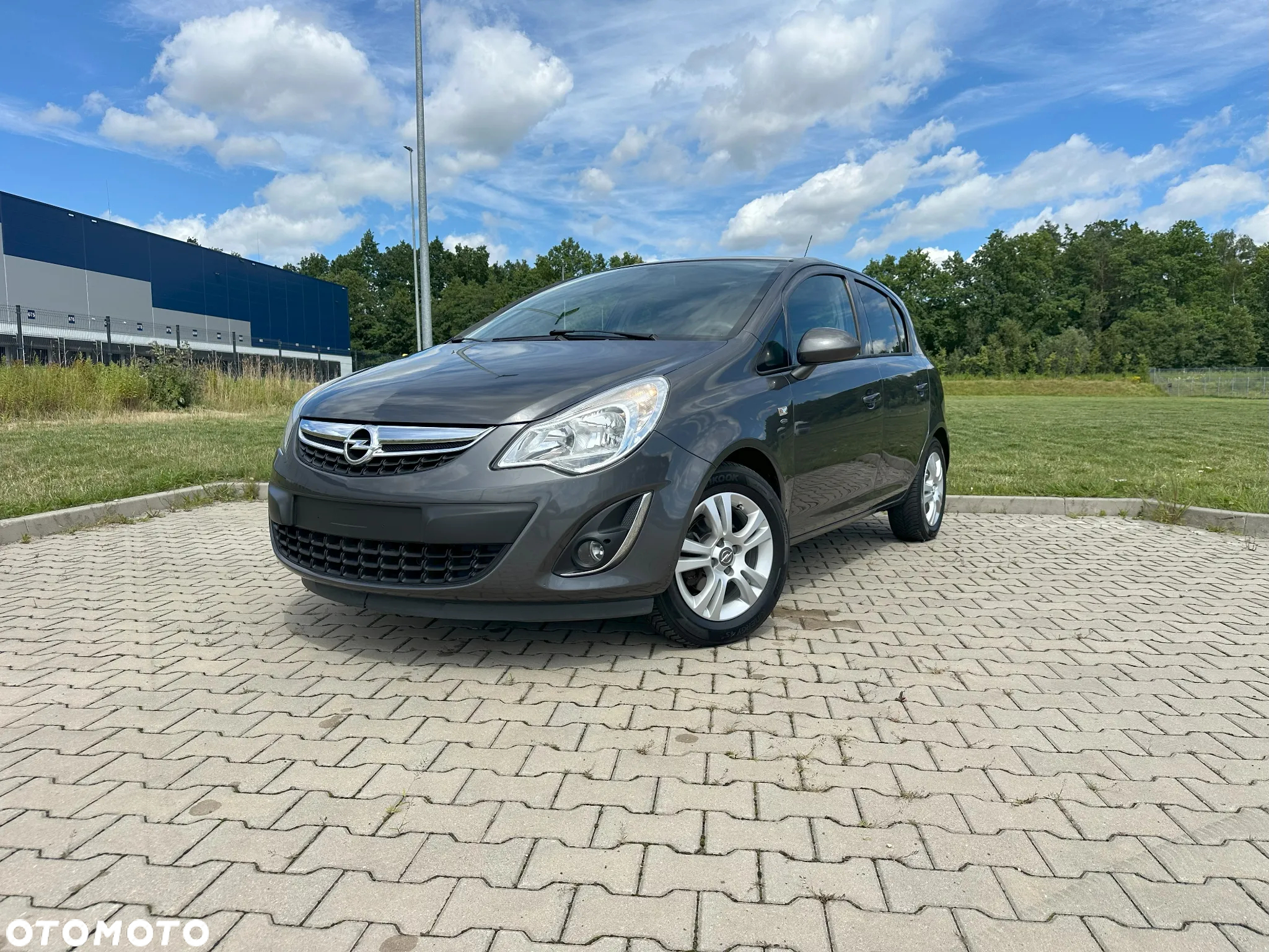 Opel Corsa 1.4 16V Satellite - 2