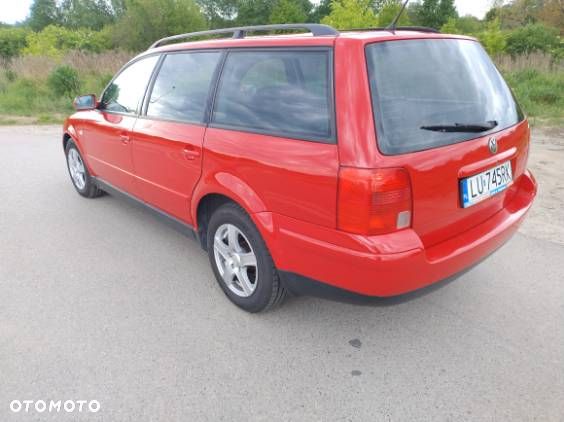 Volkswagen Passat 2.3 VR5 Comfortline - 2