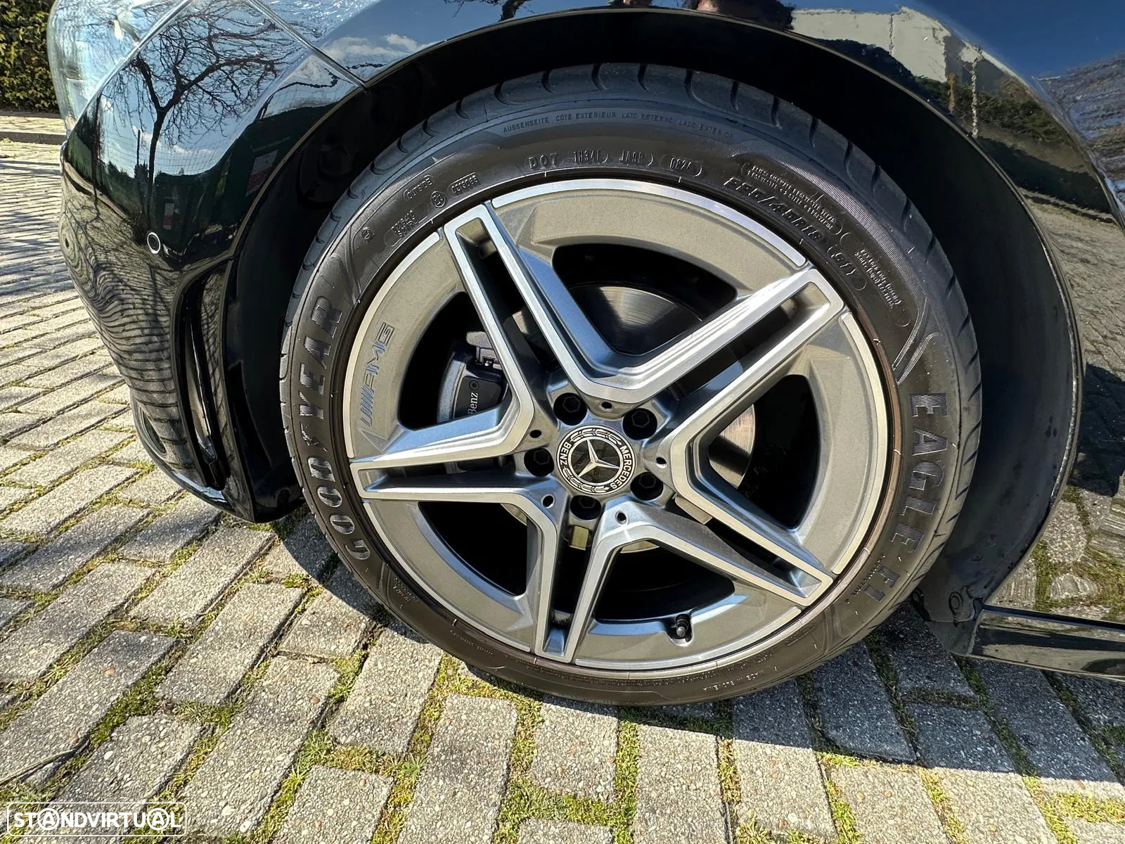 Mercedes-Benz CLA 180 d Shooting Brake AMG Line Aut. - 13