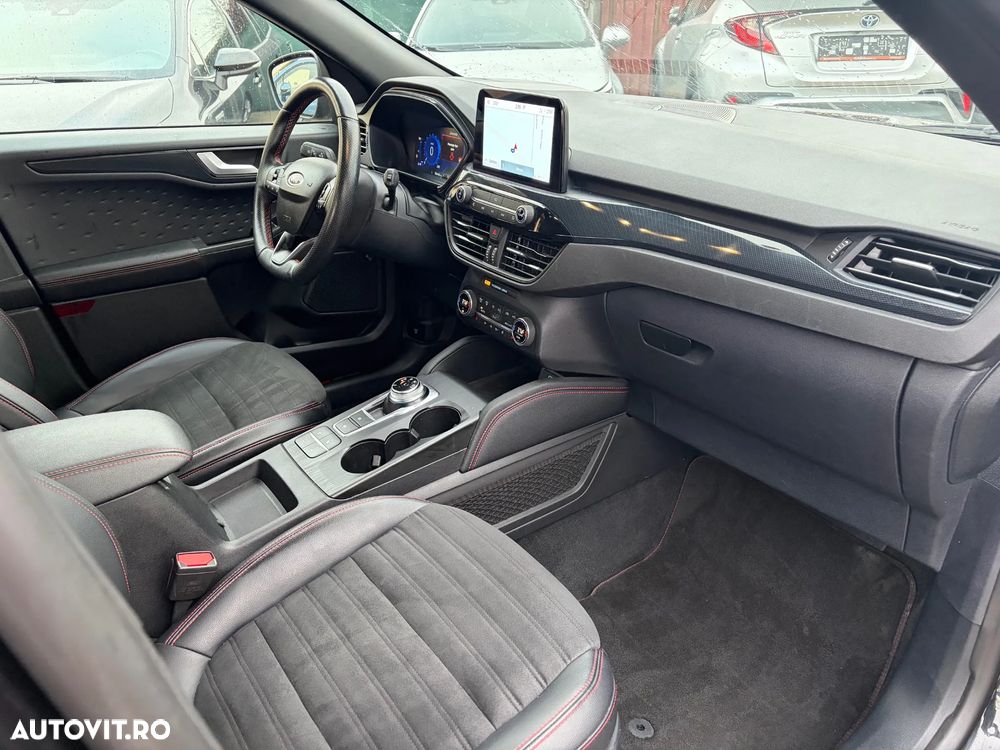 Ford Kuga 2.5 Duratec PHEV ST-LINE - 6