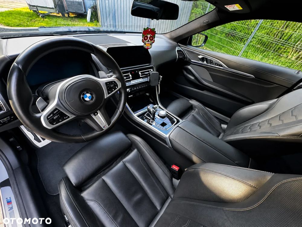 BMW Seria 8 - 8