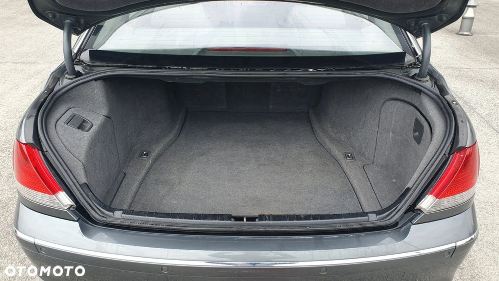 BMW Seria 7 740i - 9