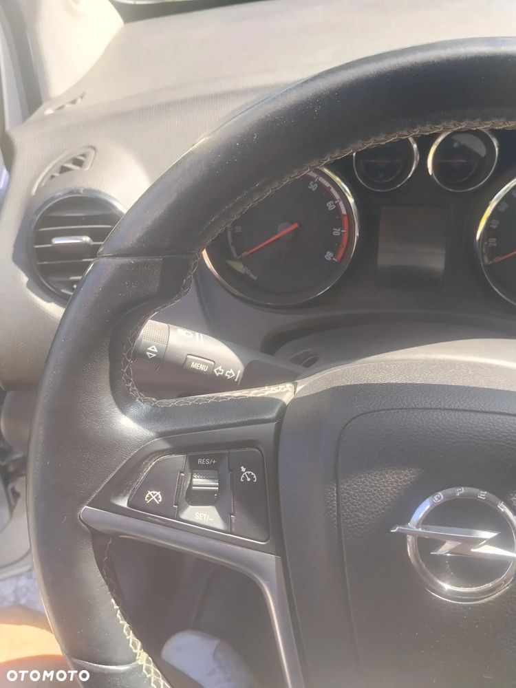 Opel Meriva - 9