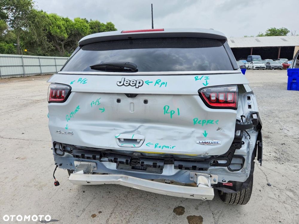 Jeep Compass - 7