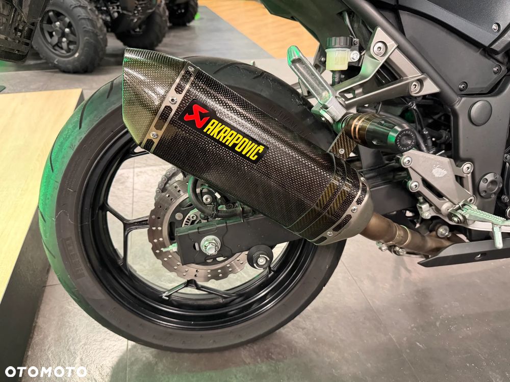 Kawasaki Ninja 300 ABS - 6