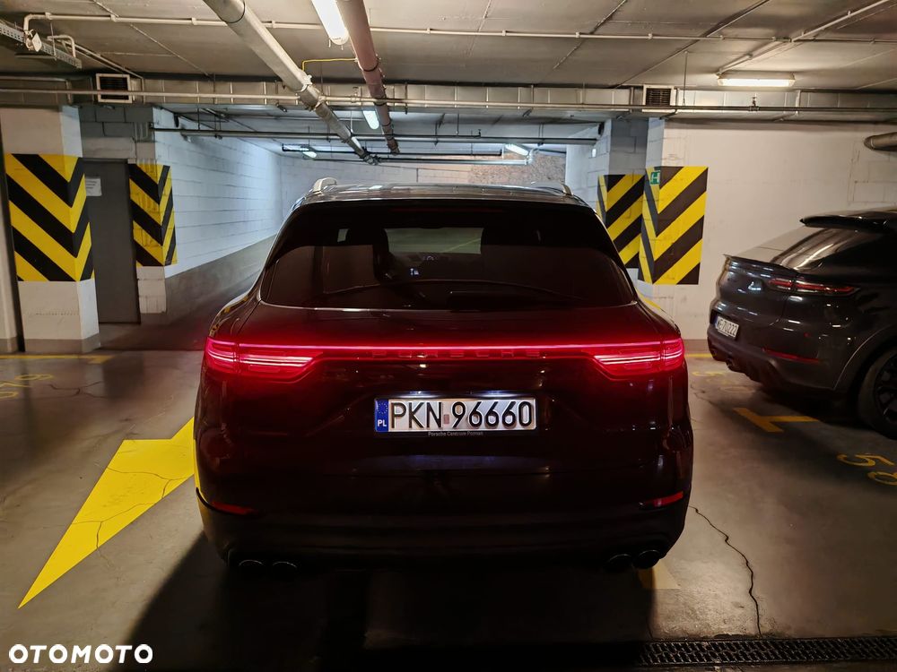 Porsche Cayenne Platinum Edition - 28