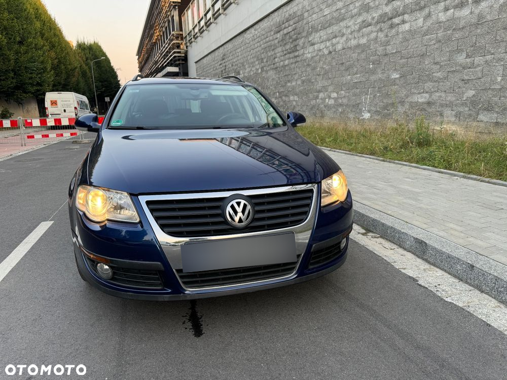 Volkswagen Passat - 18