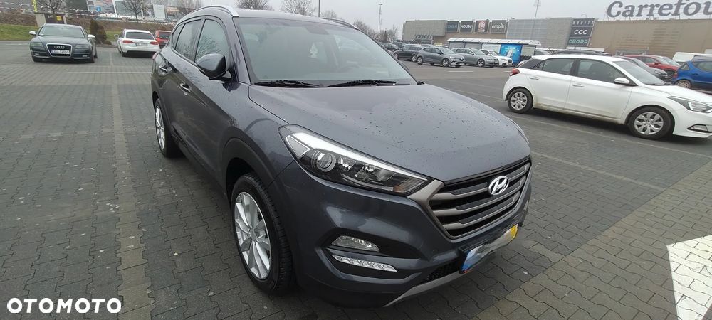 Hyundai Tucson blue 1.7 CRDi 2WD Passion Plus - 2