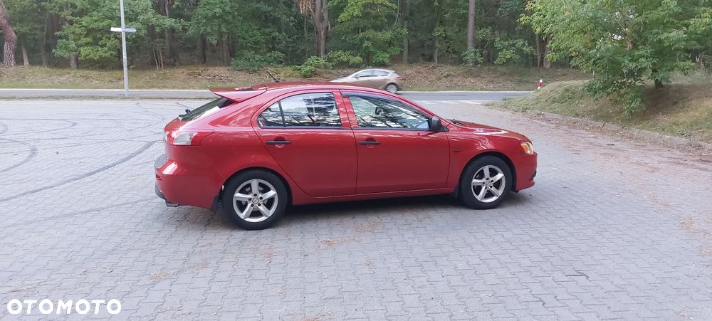 Mitsubishi Lancer 1.8 Inform LPG - 1