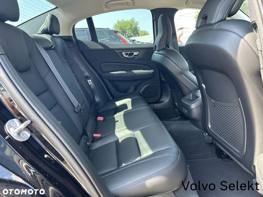 Volvo S60 - 25