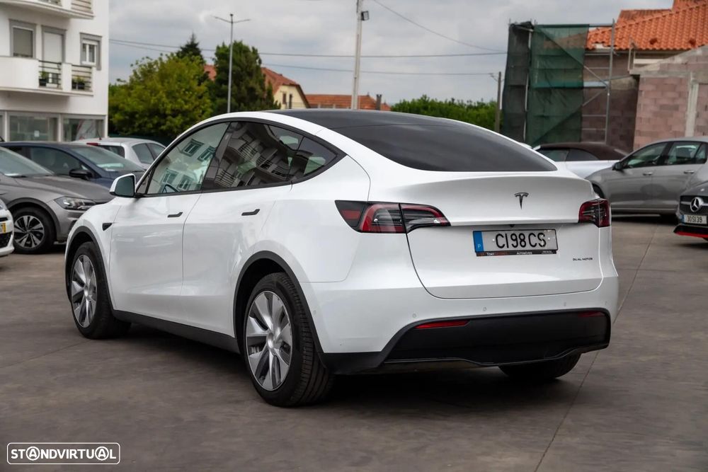 Tesla Model Y Long Range Dual Motor AWD - 20