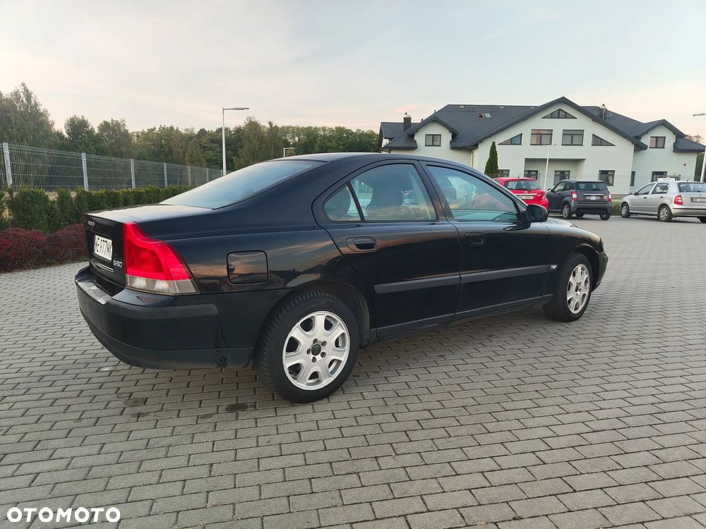 Volvo S60 2.4 T - 4