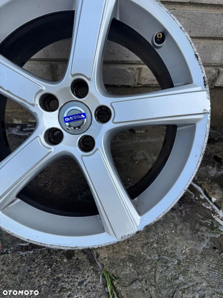 felga aluminiowa c70 v40 v60 s60 ii 31400828 18" 8j et45 5x108 - 4