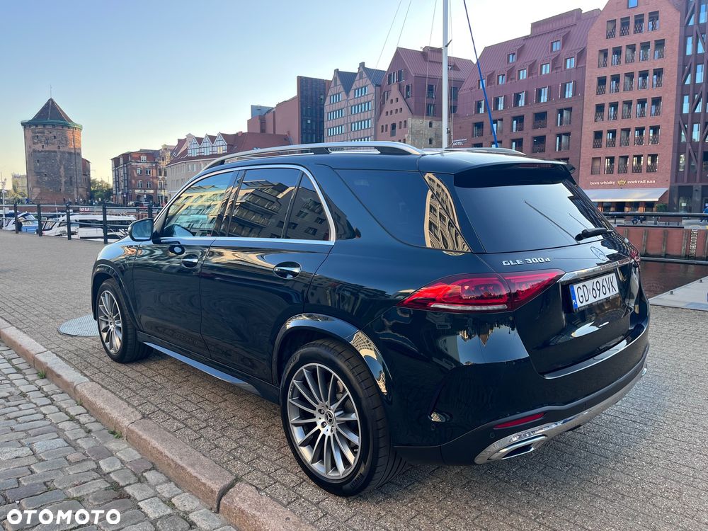Mercedes-Benz GLE 300 d 4-Matic - 14