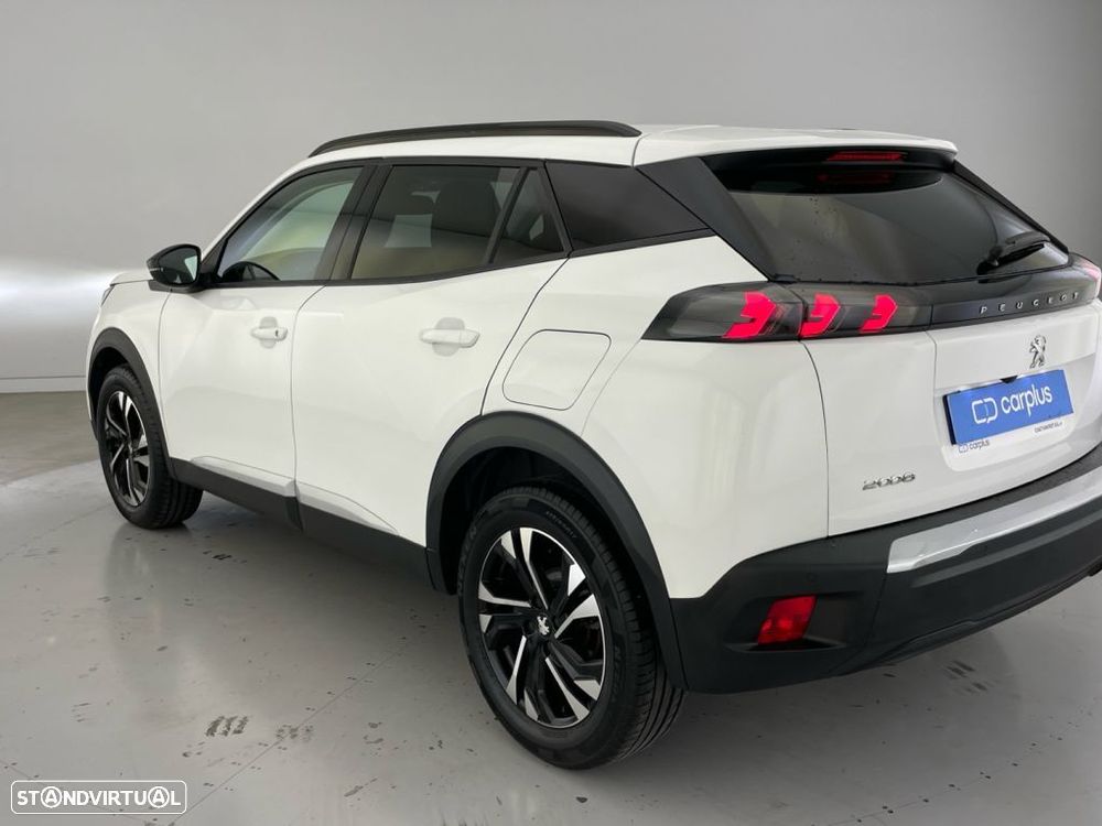 Peugeot 2008 1.2 PureTech Allure - 24