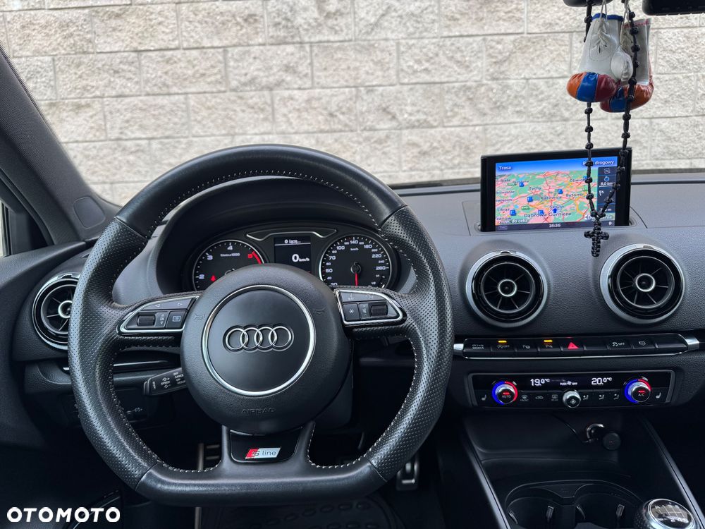 Audi A3 Sportback 2.0 TDI (clean diesel) S line Sportpaket - 13