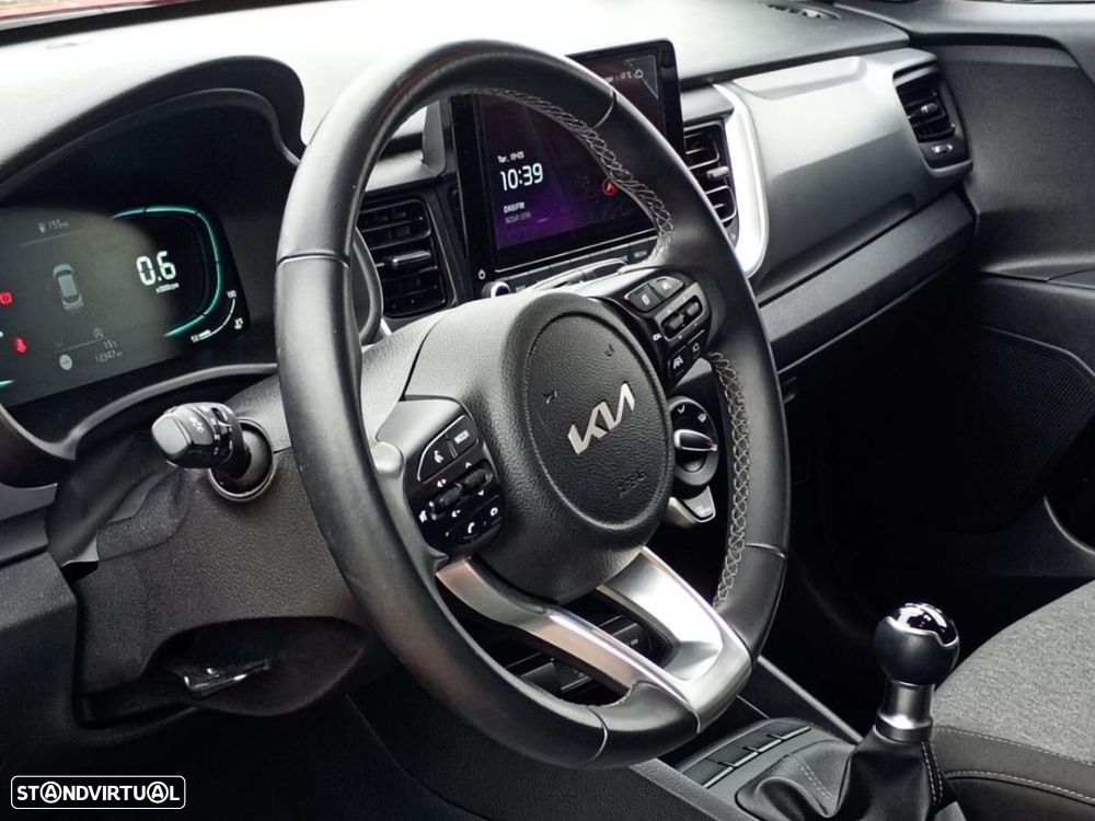 Kia Stonic 1.2 MPi Dynamic - 16