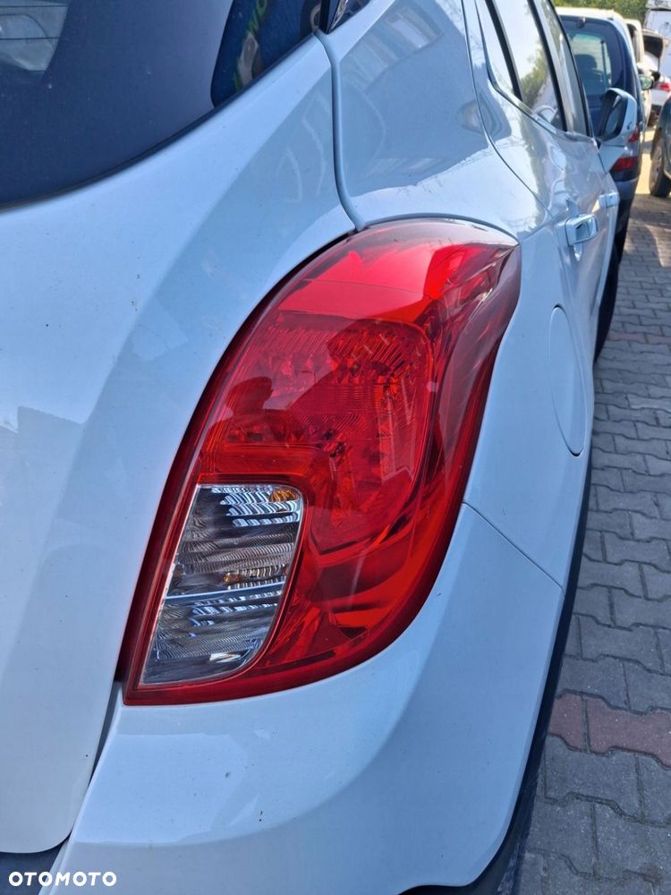 OPEL MOKKA A 2013 1.7CDTi lampa prawa tył - 1