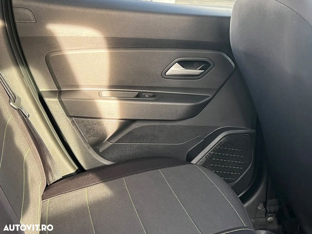 Dacia Duster ECO-G 100 Journey+ - 32