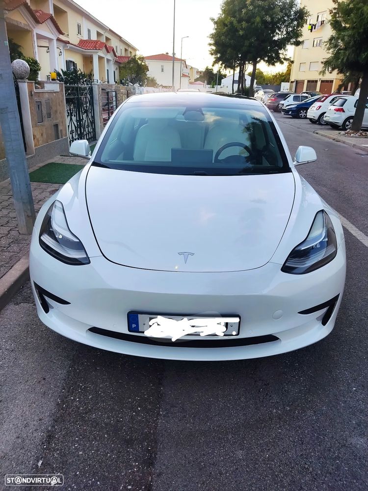 Tesla Model 3 Standard Range Plus RWD - 1