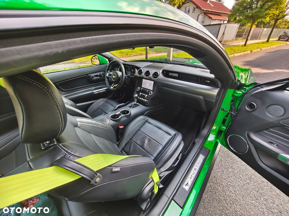 Ford Mustang - 29